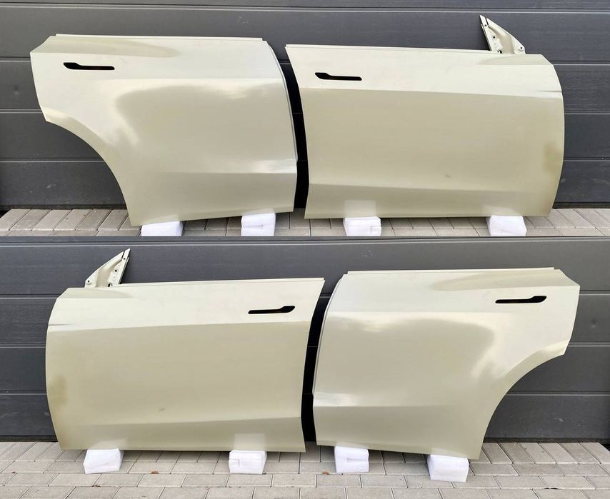 Двері передні задні Tesla Model Y нові