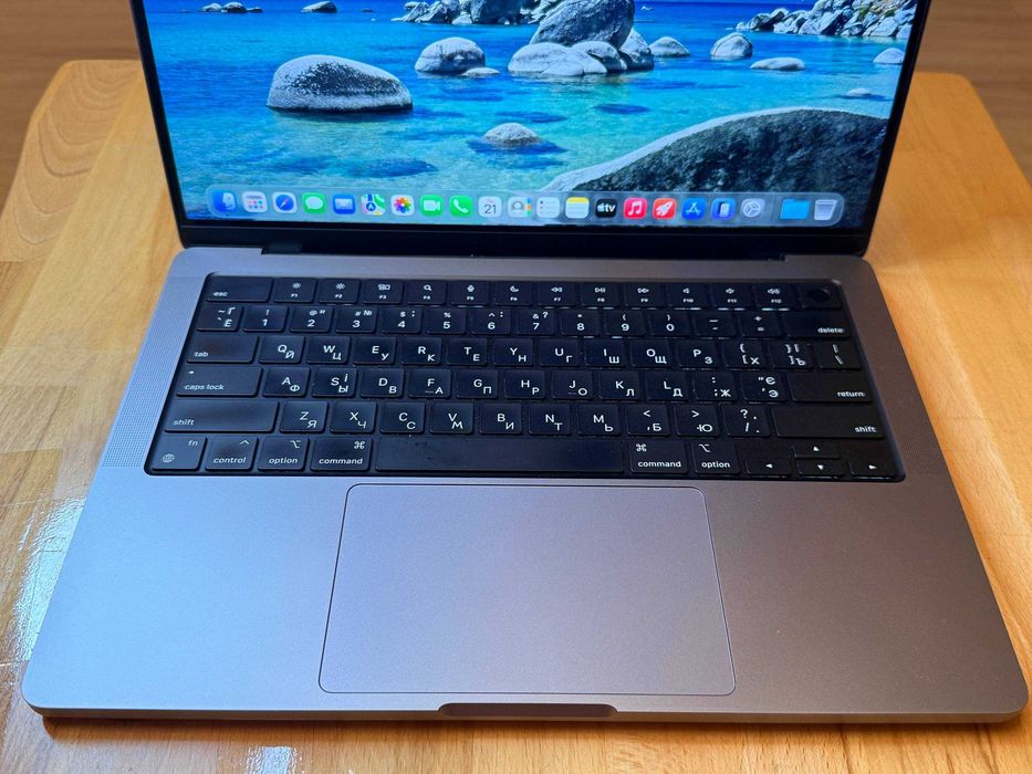 MacBook Pro 14 2021 M1 pro 16/512