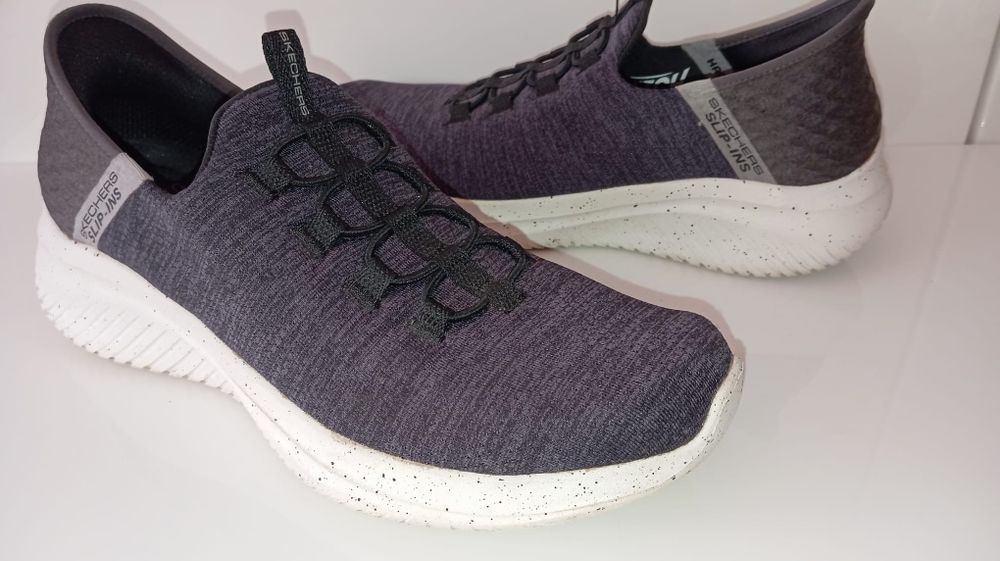 SKECHERS  slip-ins 41