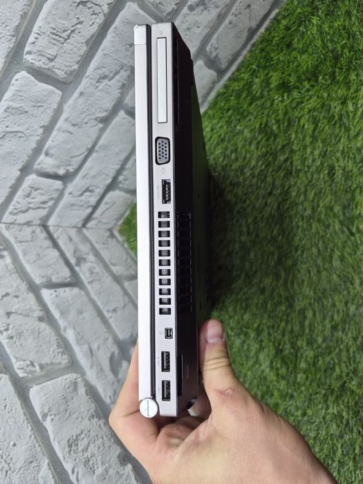 Ноутбук : HP EliteBook 8570P / Core i5-3360M /4ГБ /500ГБ / Intel HD 4000 / ТОП Full HD.