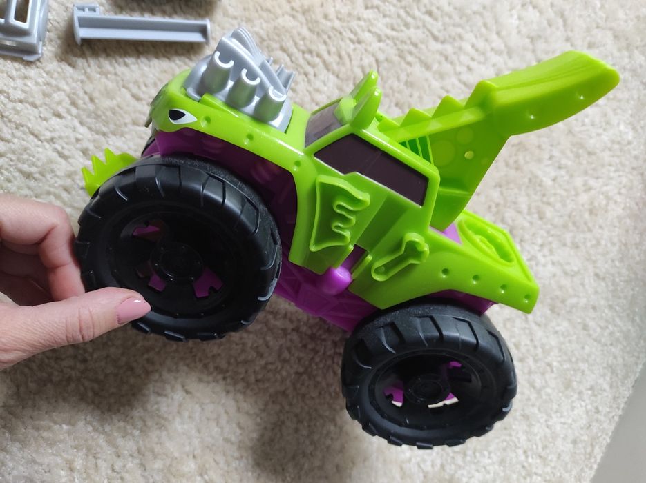 Monster truck Play doh