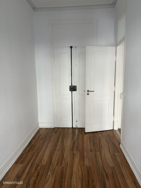 T2 em Santo António, Lisboa - Pronto a Habitar