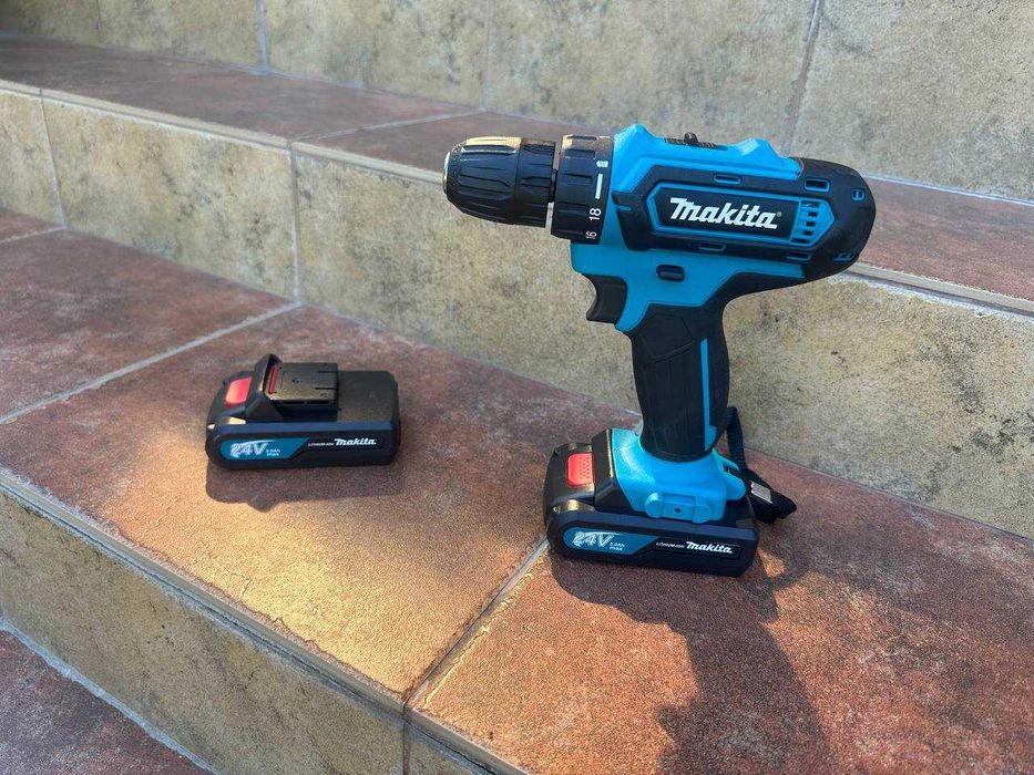 Шуруповерт акумуляторний. Шуруповерт makita. Шуруповерт макіта