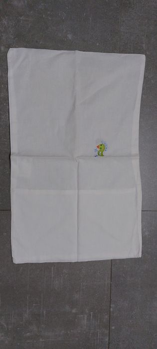 Conjunto de 2 capas de edredon com lençois de baixo  e fronhas cama de