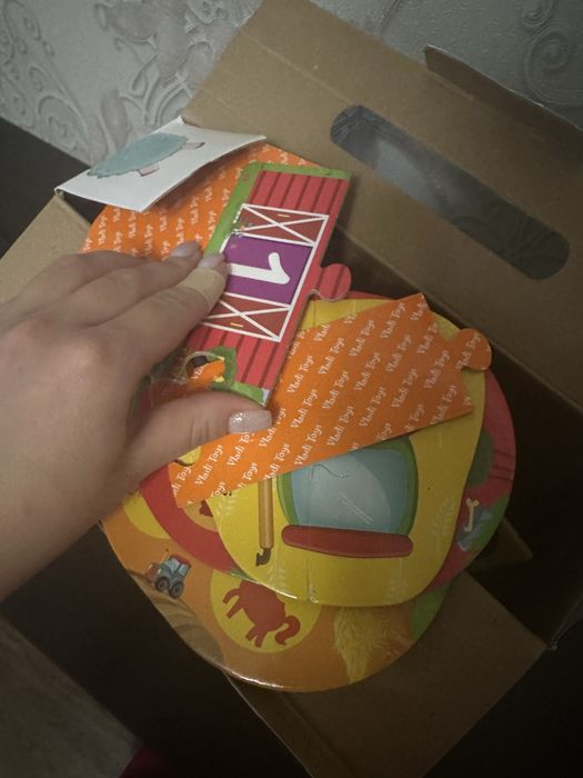 Розвиваюча іграшка Ферма