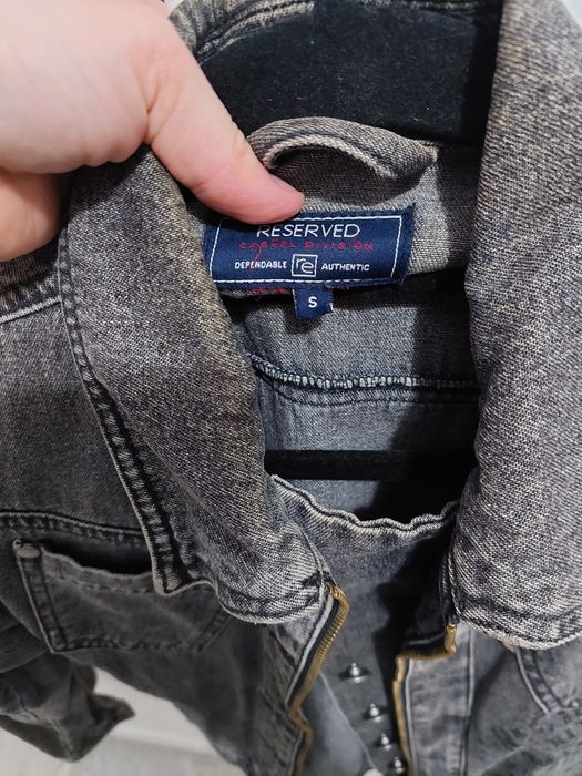 Reserved s kurtka jeansowa damska postarzana