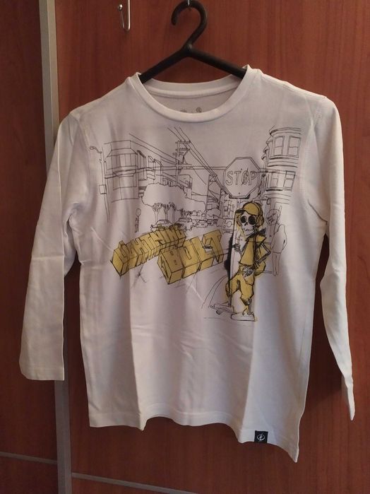 Conjunto desporto calção e Sweat Lightning Bolt 6-7 anos - 2,50€/peça