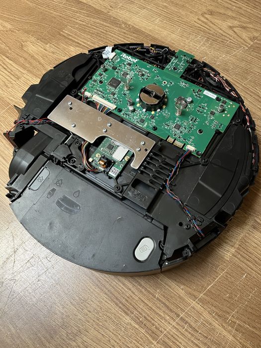 Peças p/ iRobot i7 + docking station