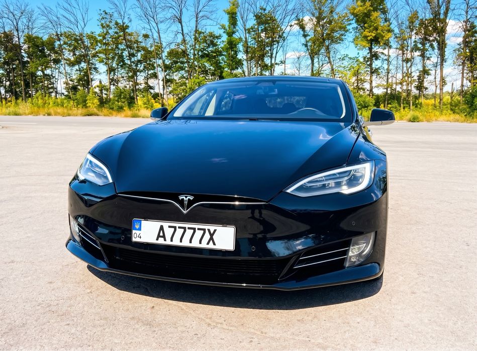 Tesla model s 90