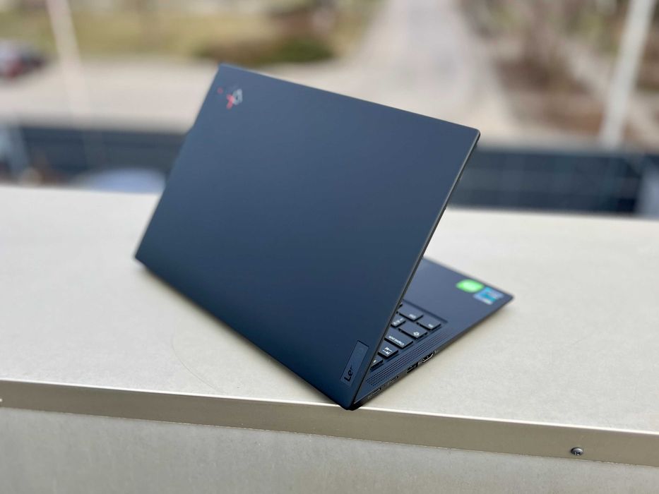 Сенсорний Lenovo ThinkPad X1 Carbon G9/i7-1185G7/16GB/512GB/14"WUXGA