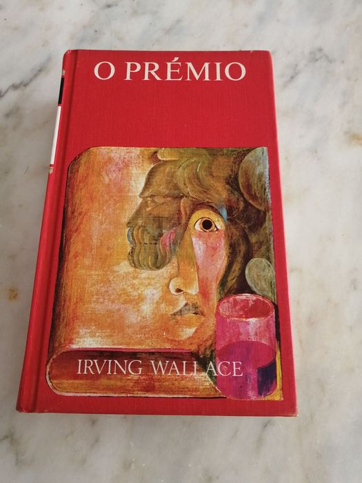 conjunto de 2 livros em bom estado