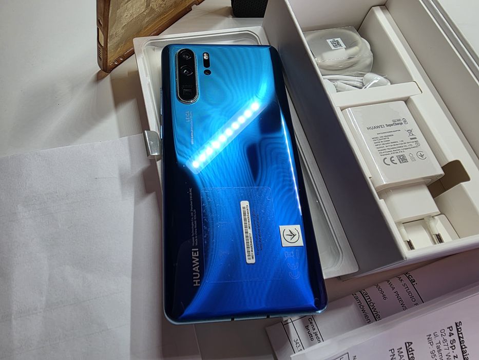 Huawei P30 pro 6x128g plus etui i karta pamięci 128g