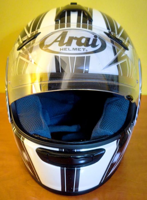 Capacete Arai chaser Talon