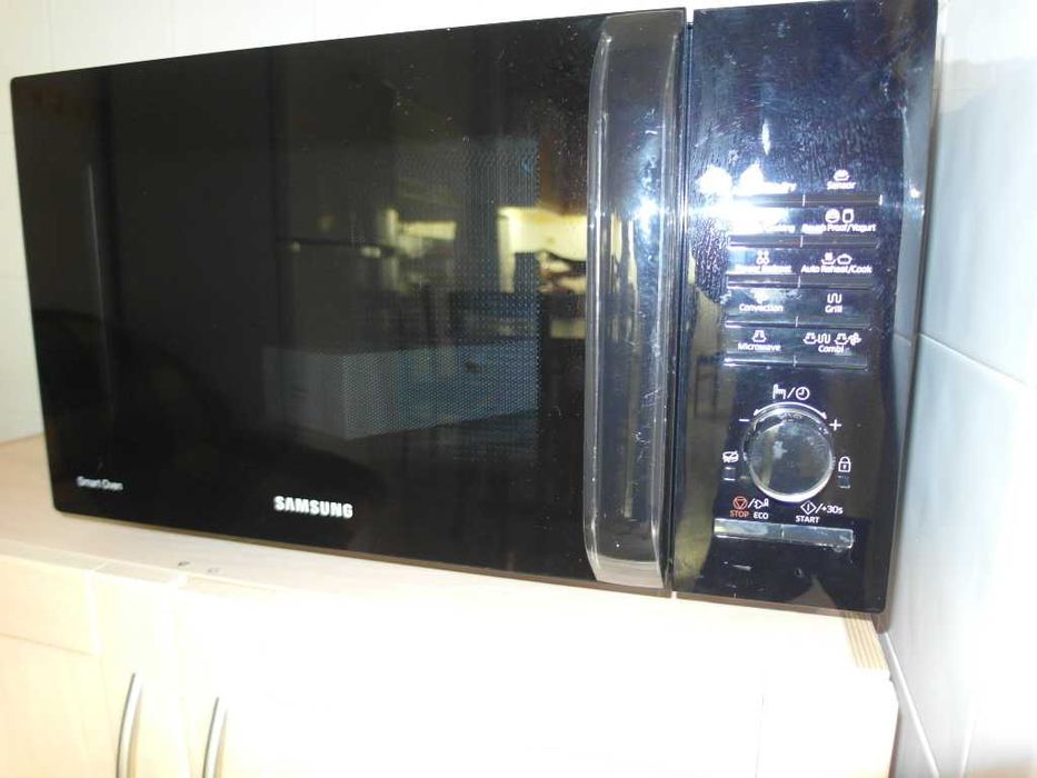 Microondas Samsung com grill