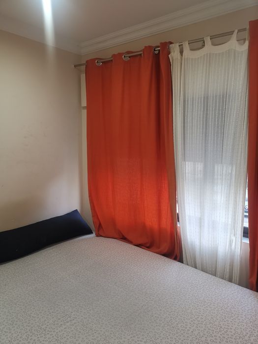 Quarto para arrendar