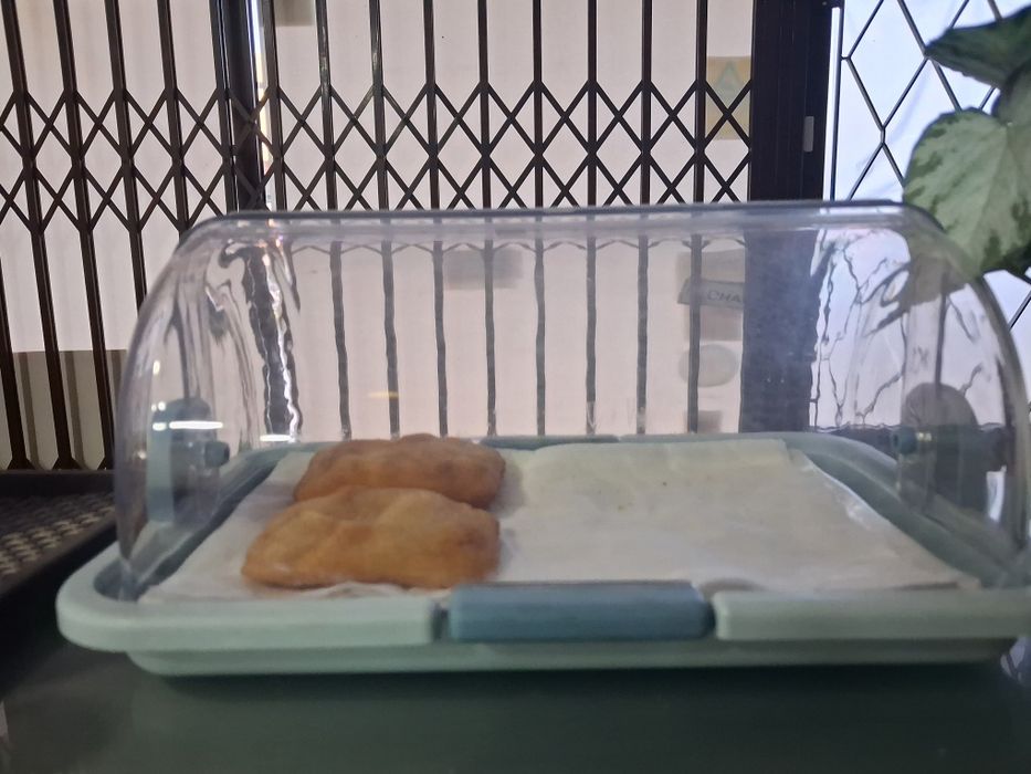 Mini vitrine para queijos e salgados