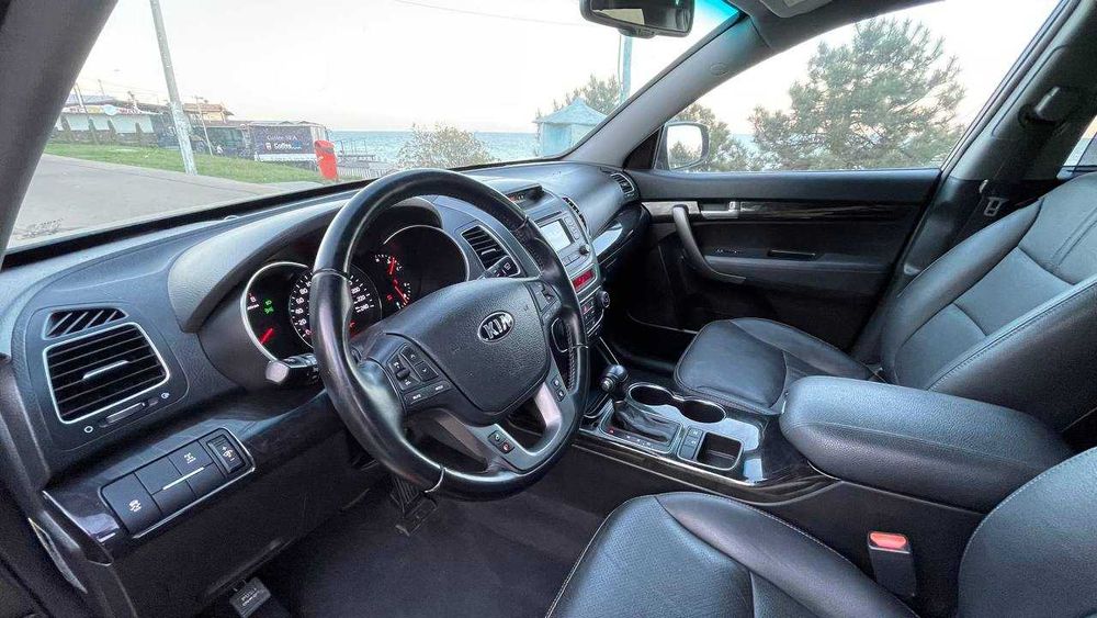 KIA sorento 2,4 2015 полный привод