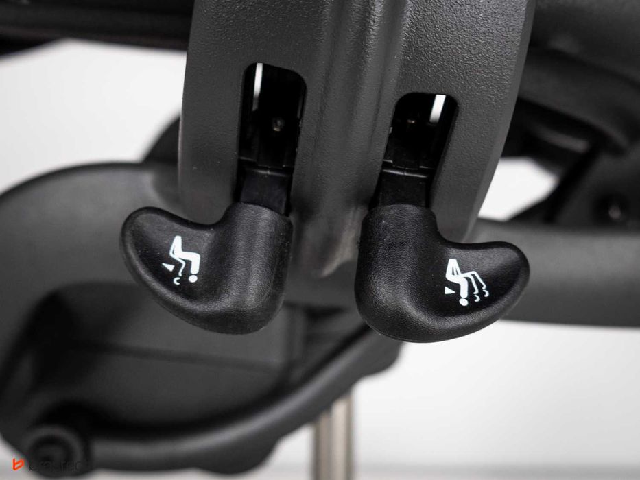 Fotel biurowy Herman Miller Aeron Classic rozmiar C odnowiony