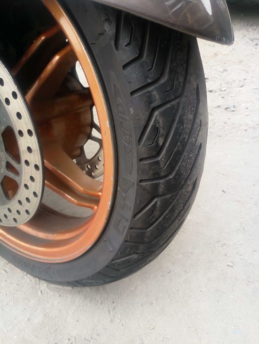 Suzuki Burgman 650 2005