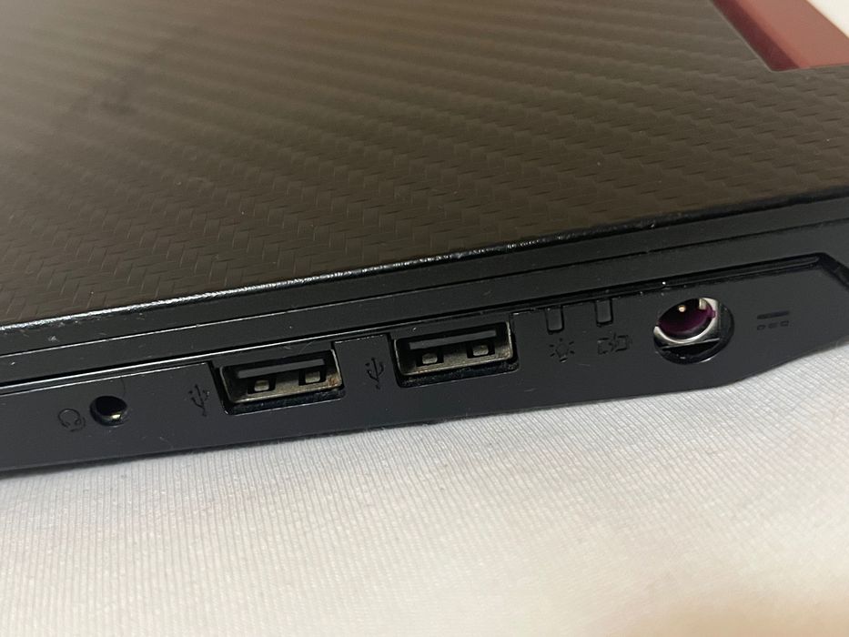 Gamingowy Acer Nitro 5 – 4 GB grafiki, szybki SSD, 16 GB RAM polecam