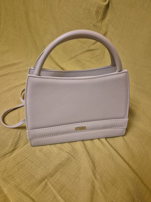 Torebka damska średnia biała ekoskóra