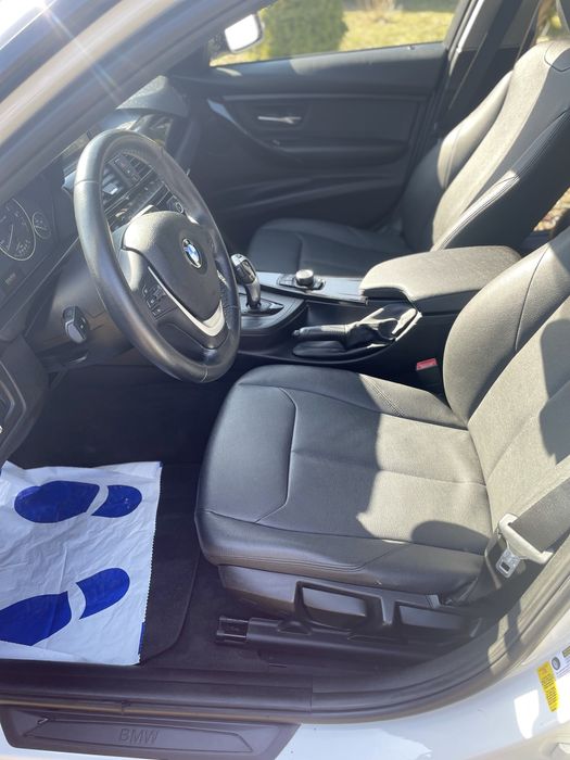 BMW 320I 2018 року