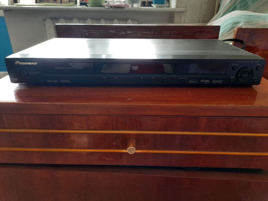 Продам dvd player pioneer DV-300-k