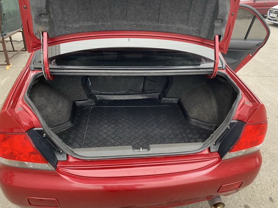 Продам MITSUBISHI Lancer 9
