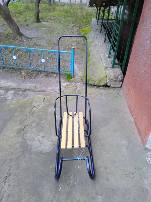 Санки с родительско ручкой