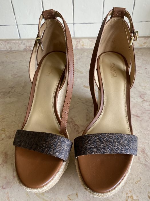 Sandália Michael Kors