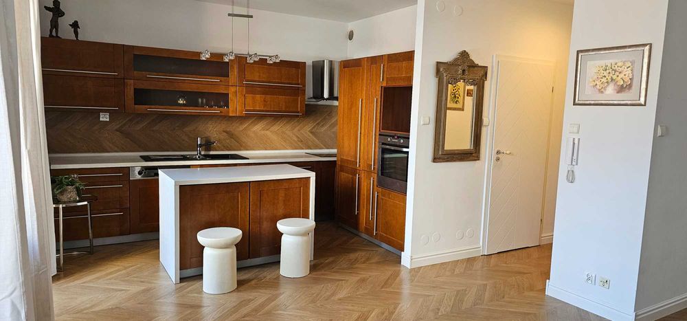 Kawalerka 34 m2 Lanciego przy Metrze z Tarasem 33m2