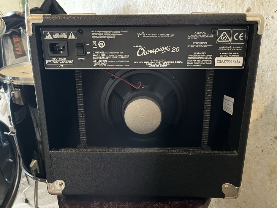 Комбік Fender Champion 20
