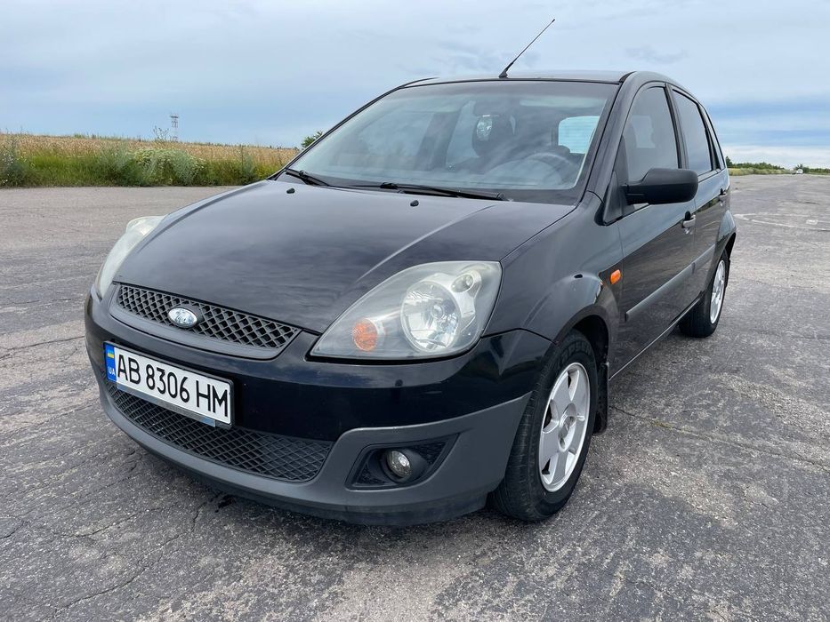 Продам Ford Fiesta 1,4 бензин 2007р.