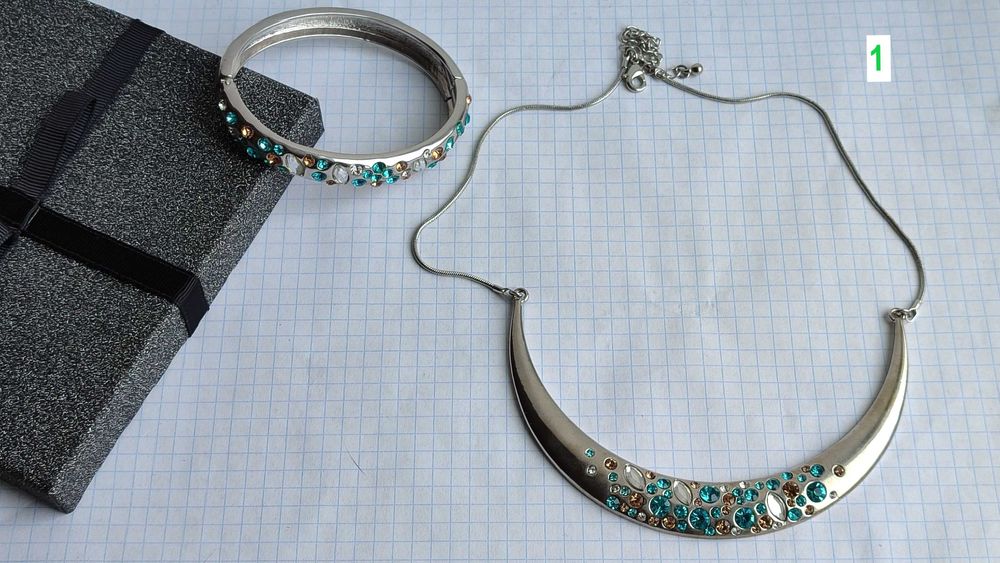 Бижутерия, украшения AVON Эйвон, колье браслеты серьги 2013, 2017 г