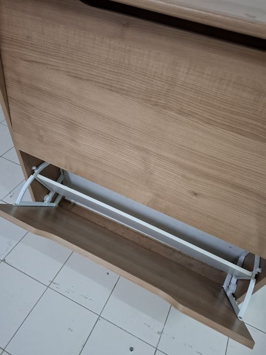 Sapateira (com oferta de 2 tapetes)