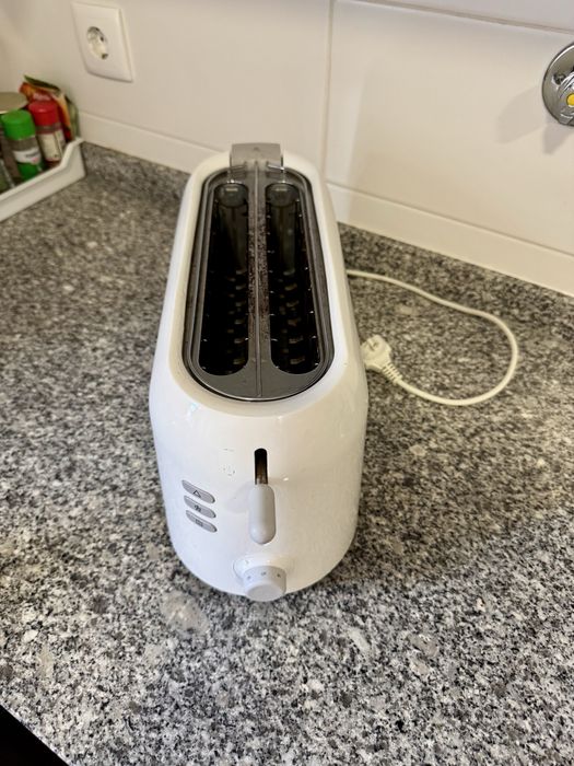 Torradeira branca KENWOOD TTP230