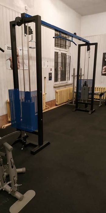 Brama treningowa z dwoma stosami Haryzma produkt Polski