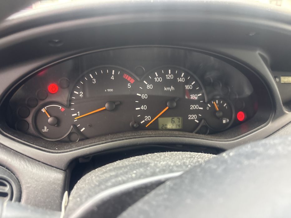 Venddo Ford Focus 1.6Diesel 200