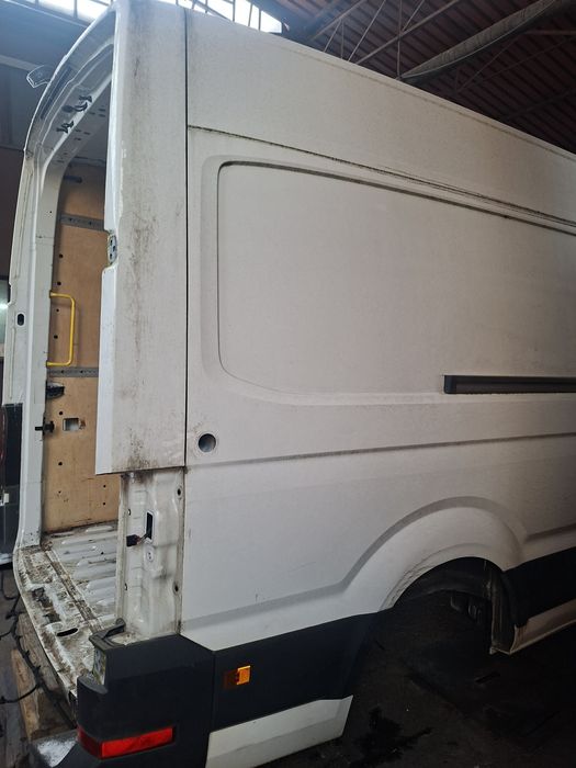 Volkswagen Crafter prawy bok i maks długi 2021 rok