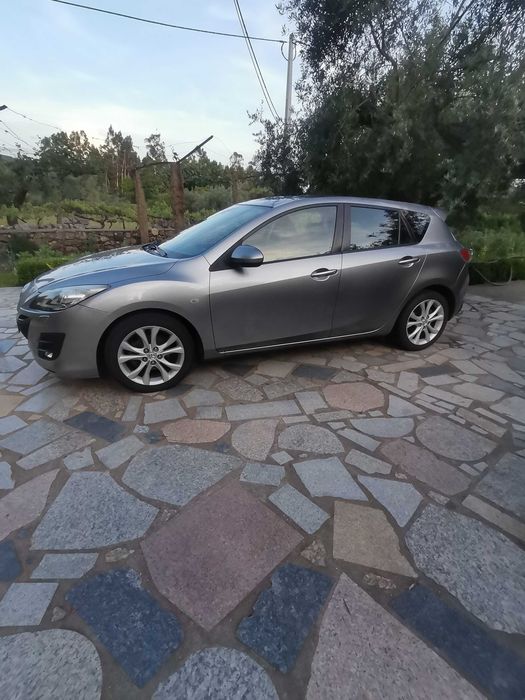 Vendo Mazda 3 1.6 MZ-CD SPORT