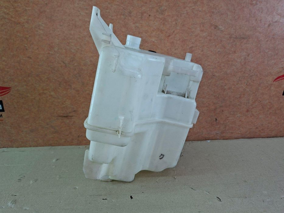 Lexus RX III 09-15 бачок омывателя 060851-305
