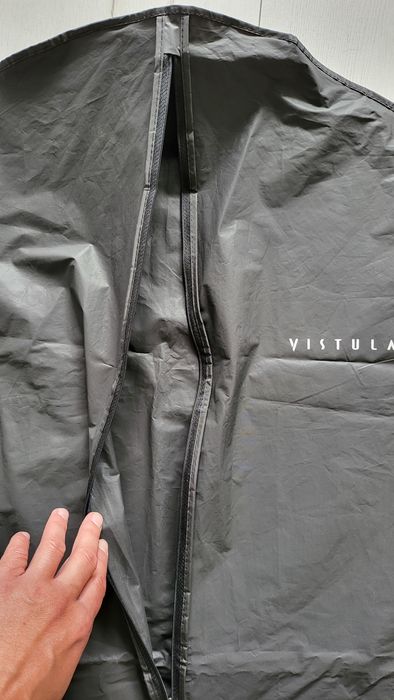 Pokrowiec na ubrania garnitur koszule sukienki Vistula super stan