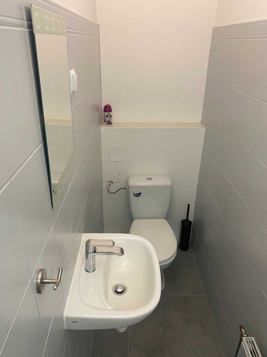 3 - pokojowe mieszkanie w centrum Rawicza - 63 m². Niski czynsz. Cena do negocjacji.