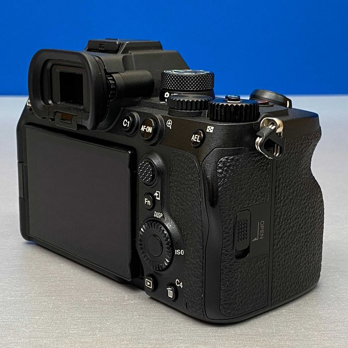 Sony Alpha A7 IV (Corpo) - 33MP