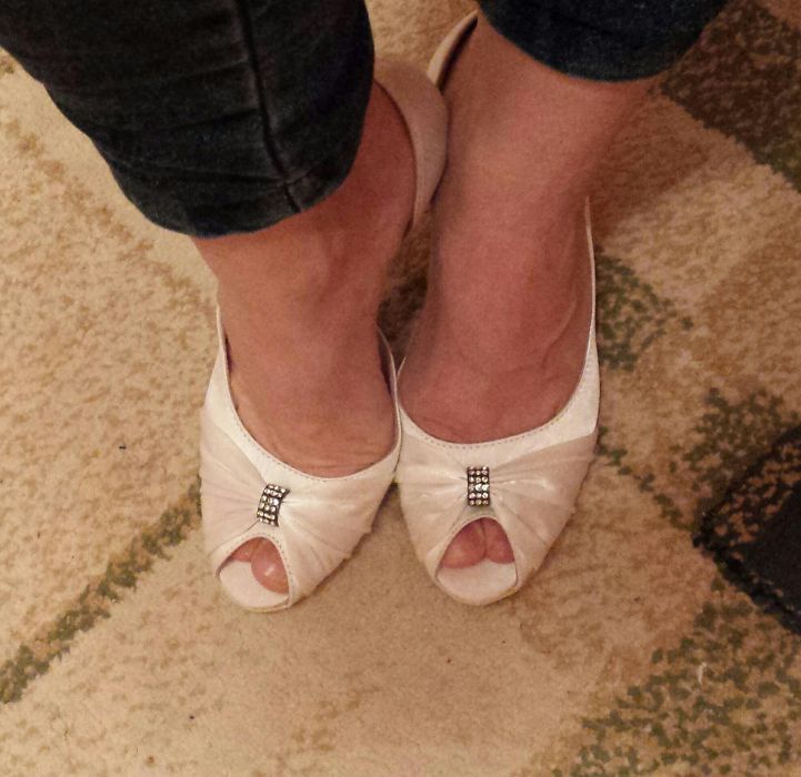 Buty Ślubne materiałowe