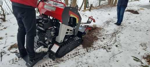 WYNAJEM Koparka łańcuchowa z napędem gąsienicowym Wypożyczalnia
