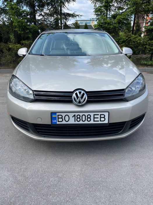 Джетта 2012 рік універсал