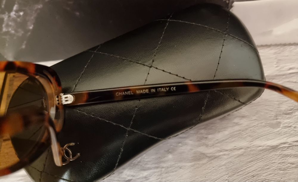 Okulary Chanel..