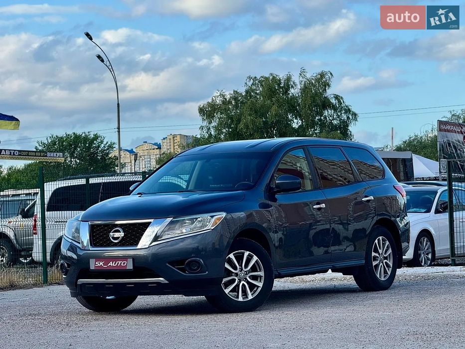 Продаю свого Nissan Pathfinder 2014 р. Я власник