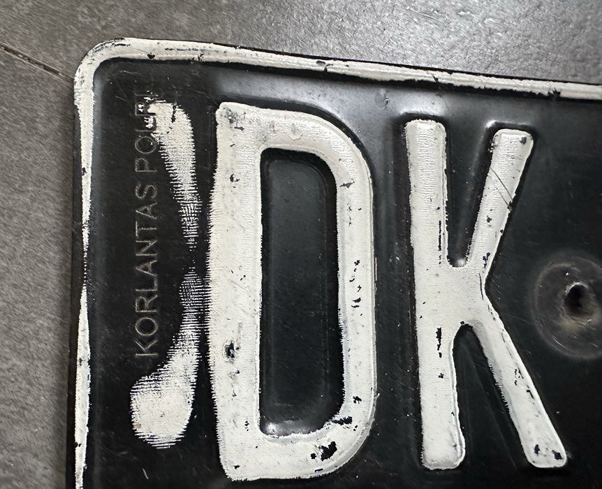 Oryginalna tablica rejestracyjna Indonezja Bali dla kolekcjonera auto